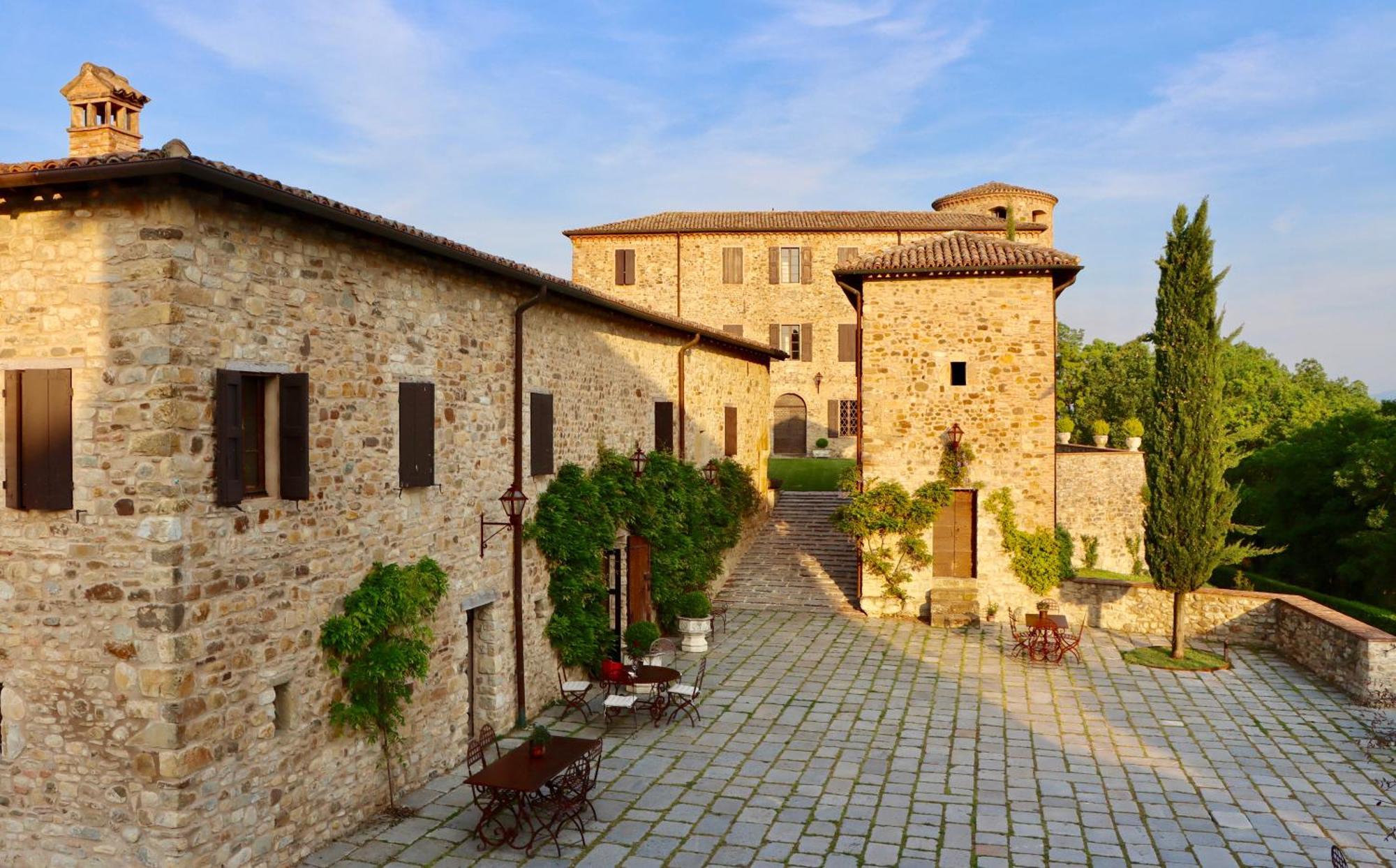 Castello Di Viano Villa Exterior photo