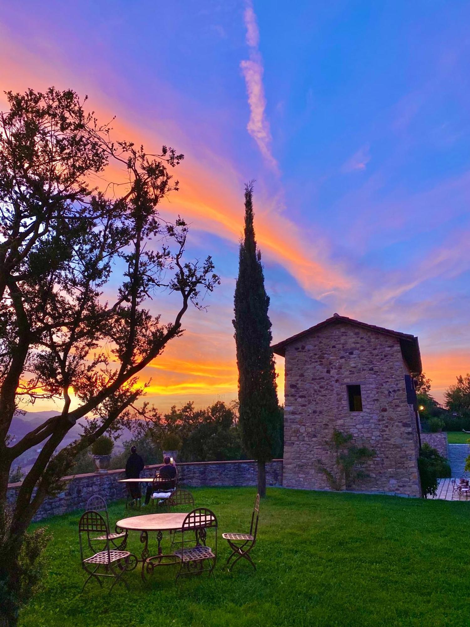 Castello Di Viano Villa Exterior photo