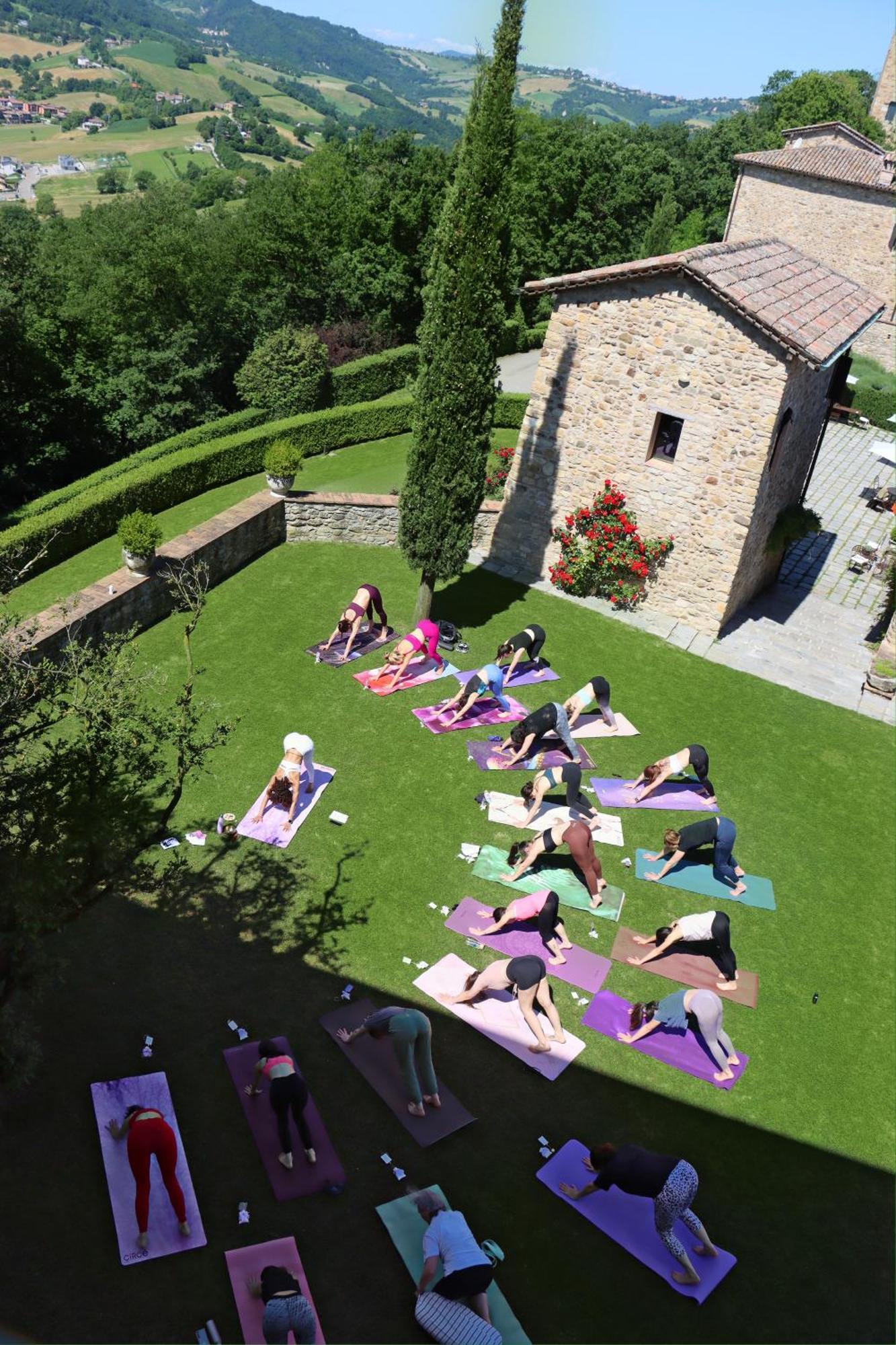 Castello Di Viano Villa Exterior photo
